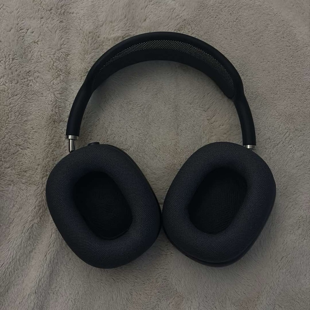 Wireless Over-Ear Headphones - Black